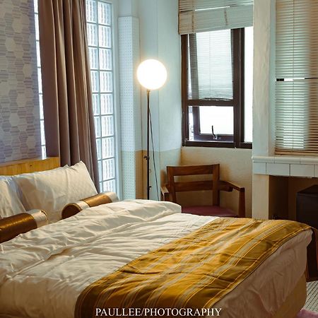 白狗公寓amo B&B市區金三角 東大門夜市 Hualien City Ngoại thất bức ảnh