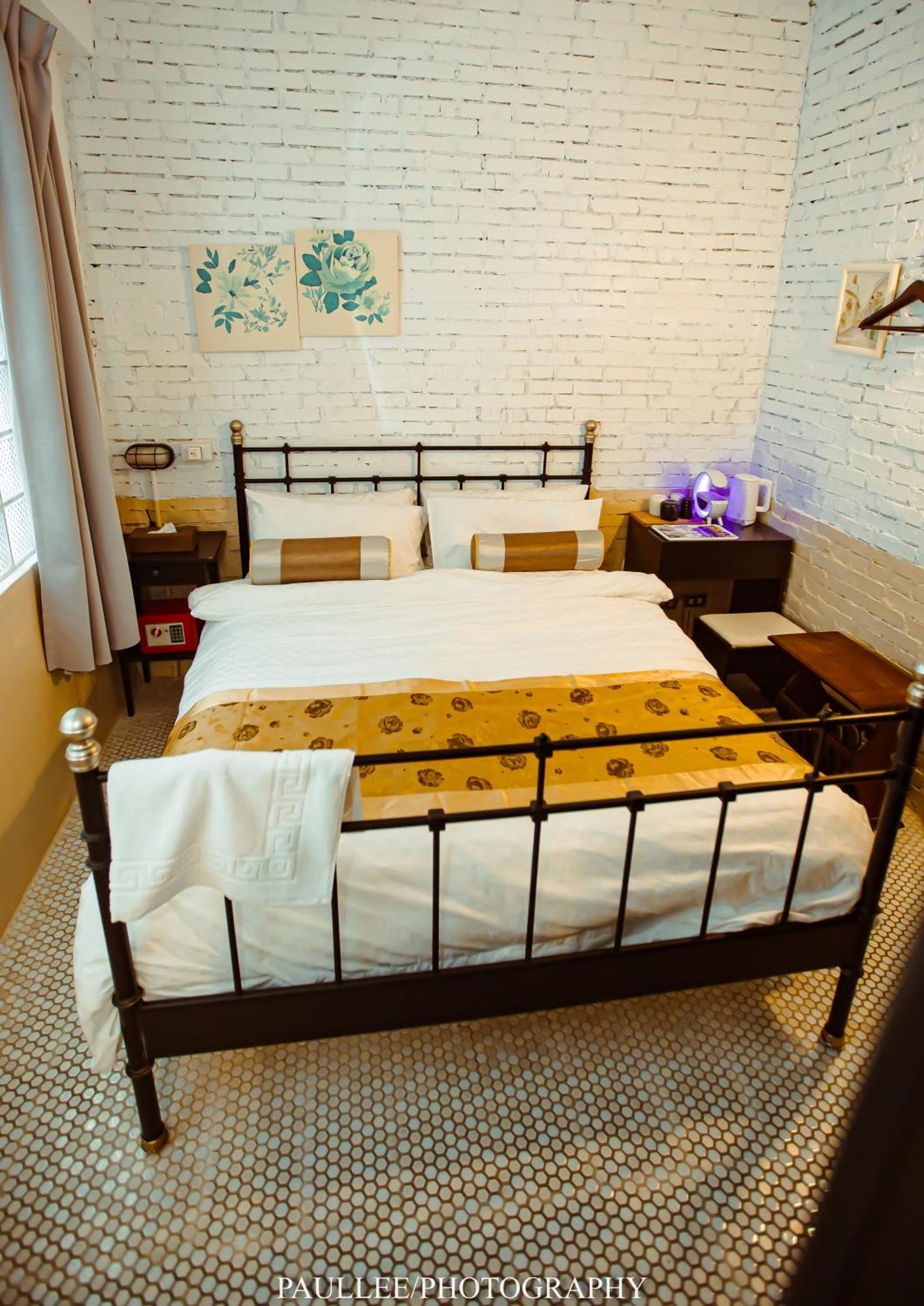 白狗公寓amo B&B市區金三角 東大門夜市 Hualien City Ngoại thất bức ảnh