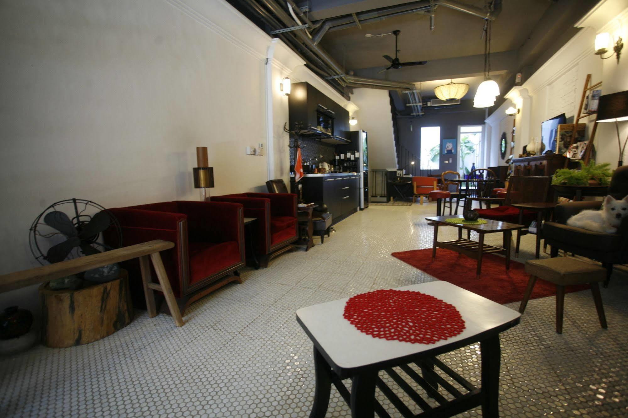 白狗公寓amo B&B市區金三角 東大門夜市 Hualien City Ngoại thất bức ảnh
